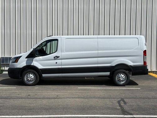Oxford White 2026 Ford Transit-250