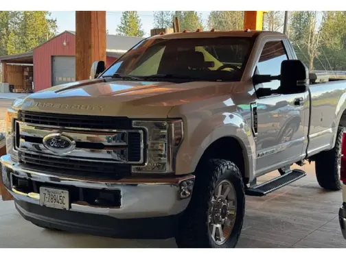 Oxford White 2019 Ford F-350 XL