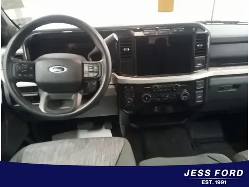 Oxford White 2023 Ford F-350 XLT