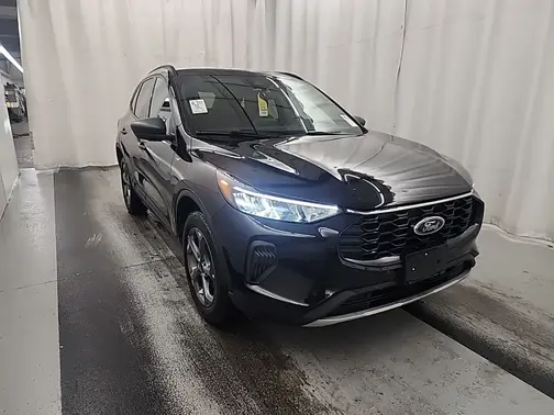 Agate Black Metallic 2025 Ford Escape ST-Line
