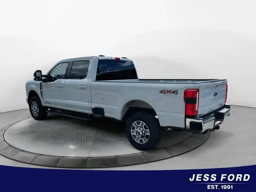 Avalanche 2025 Ford F-350 LARIAT