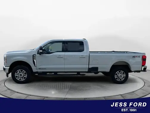 Avalanche 2025 Ford F-350 LARIAT