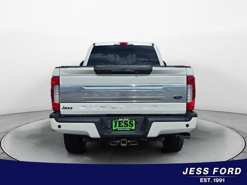 White Platinum Metallic Tri-Coat 2018 Ford F-350 Platinum