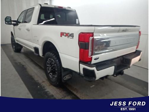 Star White Metallic Tri-Coat 2024 Ford F-350 Platinum