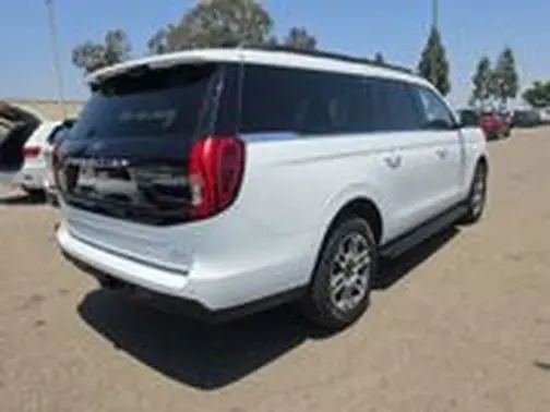 Oxford White 2025 Ford Expedition Max Active