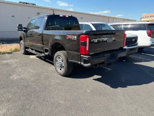 Agate Black Metallic 2024 Ford F-350 XLT