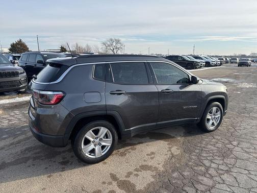 2022 Jeep Compass Latitude