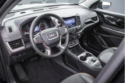 2024 GMC Terrain AWD AT4