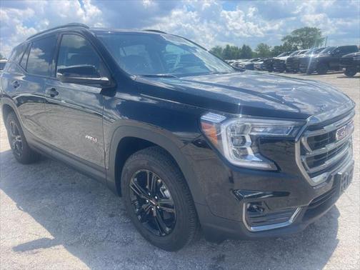 2024 GMC Terrain AWD AT4