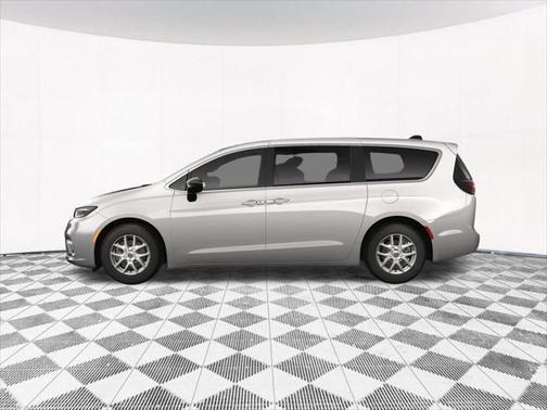 2025 Chrysler Pacifica L