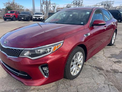 2018 Kia Optima S