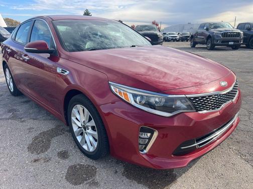 2018 Kia Optima S
