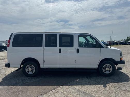 2019 Chevrolet Express 2500 LT