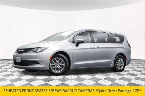 2023 Chrysler Voyager LX