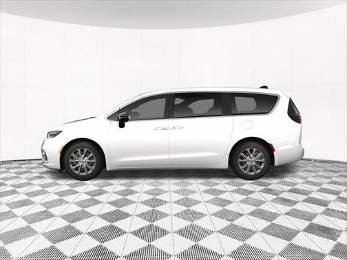2025 Chrysler Pacifica L