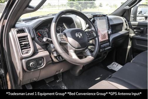 2025 RAM 2500 Tradesman Crew Cab 4x4 6'4' Box