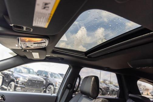DB Black Crystal Clearcoat 2026 Dodge Durango GT Plus