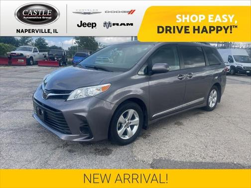 2018 Toyota Sienna LE