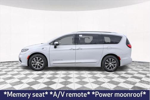 2025 Chrysler Pacifica L