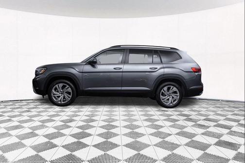2023 Volkswagen Atlas 2.0T SE w/Technology 4MOTION