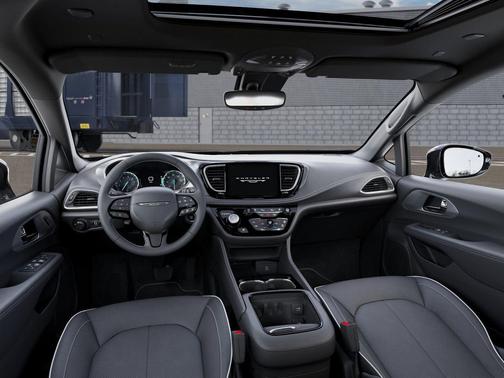 Pw7 2027 Chrysler Pacifica Limited