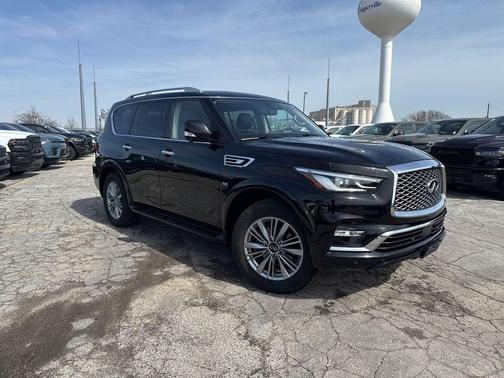 2019 INFINITI QX80 Luxe