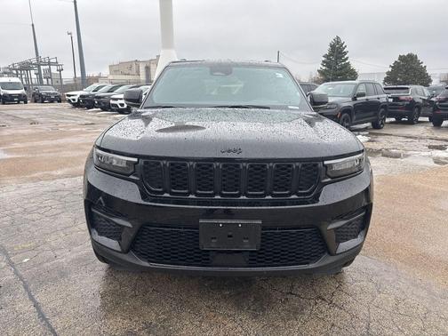 2023 Jeep Grand Cherokee Altitude