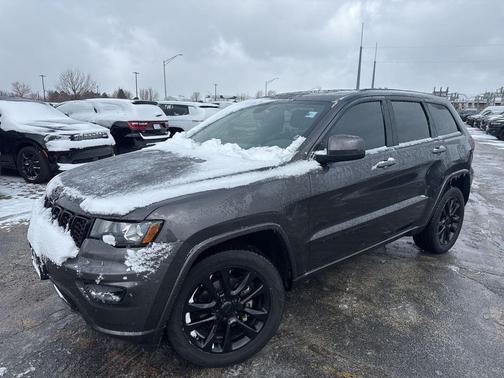 2020 Jeep Grand Cherokee Altitude