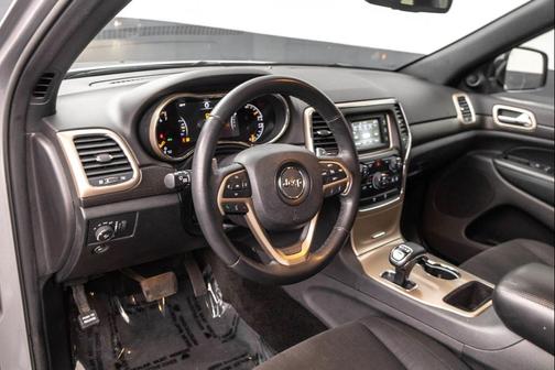 Billet Silver Metallic Clearcoat 2015 Jeep Grand Cherokee Laredo