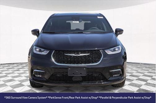2025 Chrysler Pacifica L