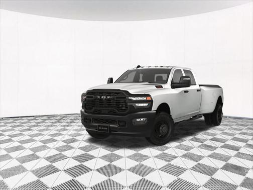 2025 RAM 3500 Tradesman Crew Cab 4x4 8' Box