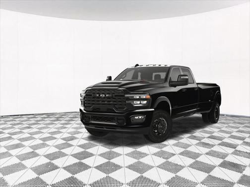 2025 RAM 3500 Limited Crew Cab 4x4 8' Box