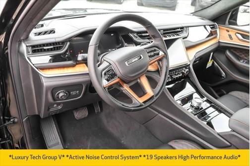 2025 Jeep Grand Cherokee L Summit