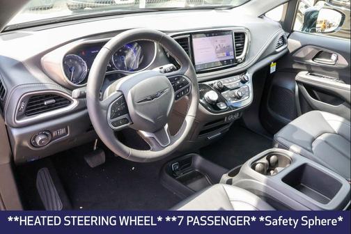 2025 Chrysler Pacifica L
