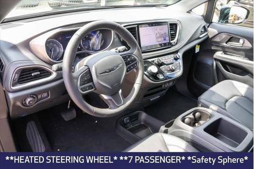 2025 Chrysler Pacifica L