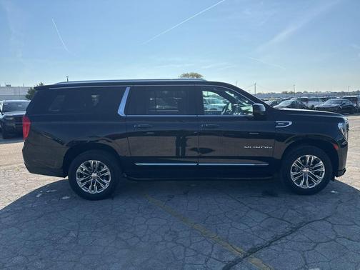 2021 GMC Yukon XL SLT