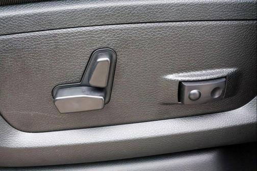 Ceramic Gray Clearcoat 2026 RAM 2500 Laramie Crew Cab 4x4 6'4' Box