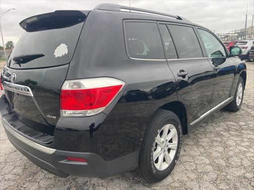 2013 Toyota Highlander SE