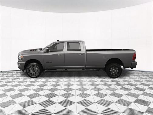 2025 RAM 3500 Laramie Crew Cab 4x4 8' Box