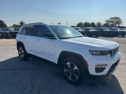 2023 Jeep Grand Cherokee 4xe Base