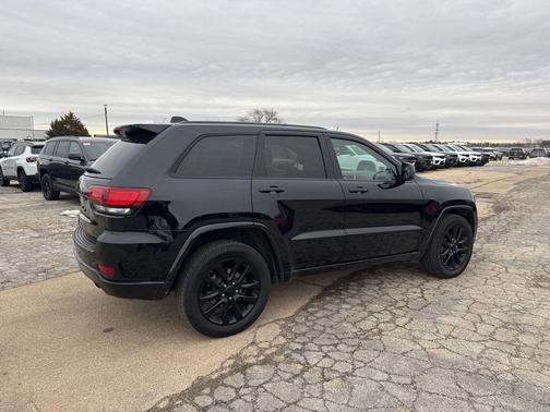 2018 Jeep Grand Cherokee Altitude