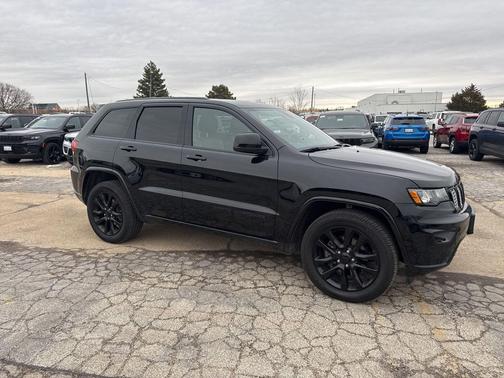 2018 Jeep Grand Cherokee Altitude