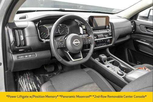 2022 Nissan Pathfinder SV 4WD