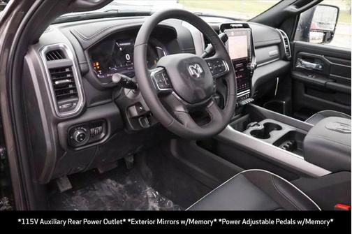 2025 RAM 2500 Laramie Crew Cab 4x4 6'4' Box
