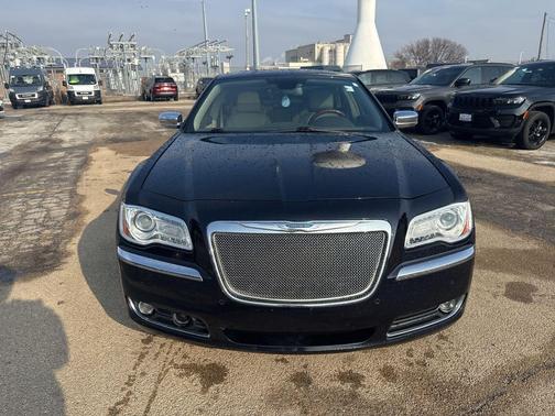2011 Chrysler 300C Base
