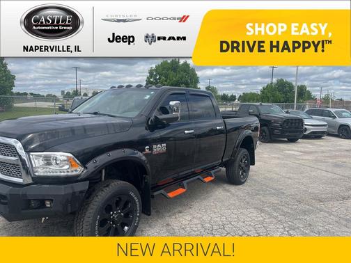 Brilliant Black Crystal Pearlcoat 2018 RAM 3500 Laramie Crew Cab 4x4 6'4' Box
