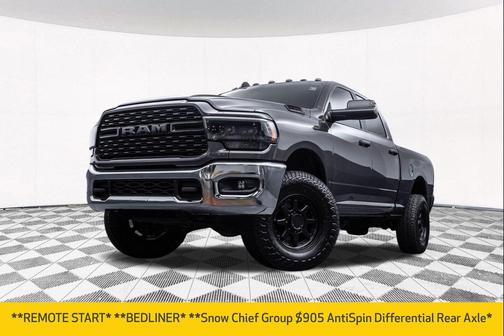 2022 RAM 2500 Big Horn Crew Cab 4x4 6'4' Box