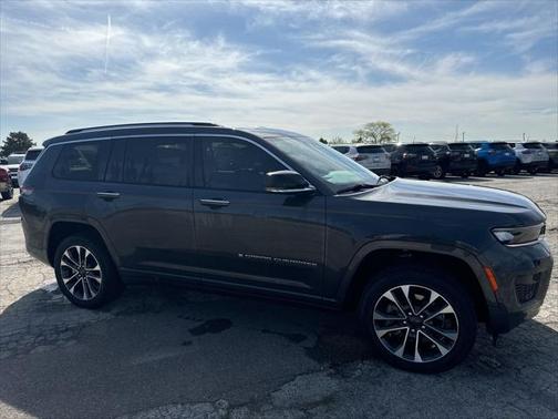 2022 Jeep Grand Cherokee L Overland