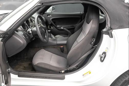 2007 Pontiac Solstice Base