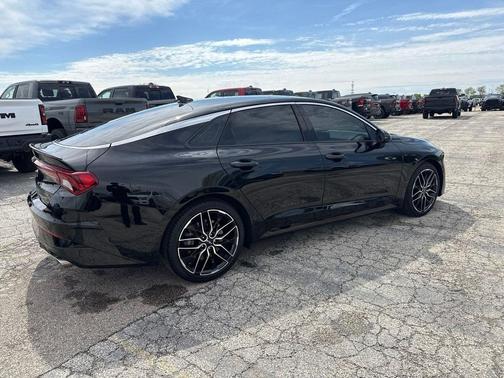 Ebony Black 2024 Kia K5 GT